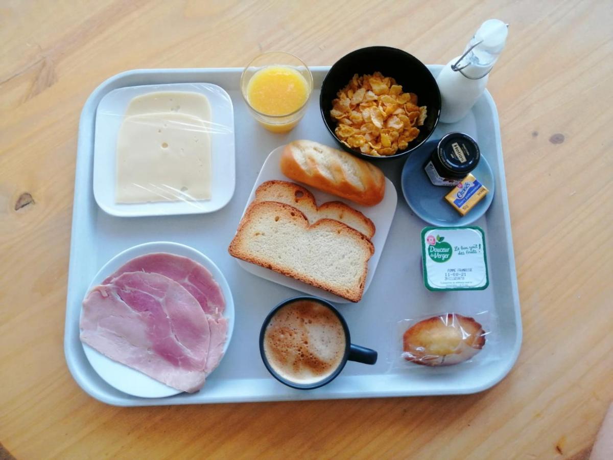 Paris Par Trains, Area, Studios Avec Salle De Bain Et Kitchenette Privees, Ou, Chambres Avec Salles Bain Et Cuisines Communes Persan Kültér fotó